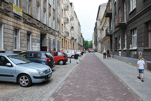 Woonerf: A Pedestrian-Friendly Street Idea